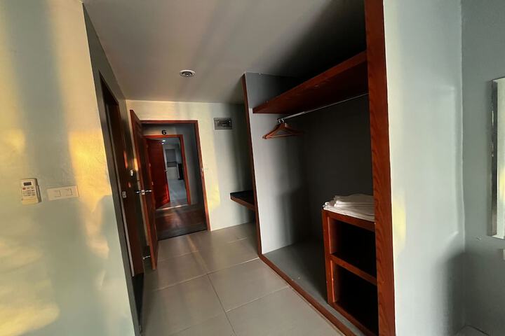 Room 22 of 53