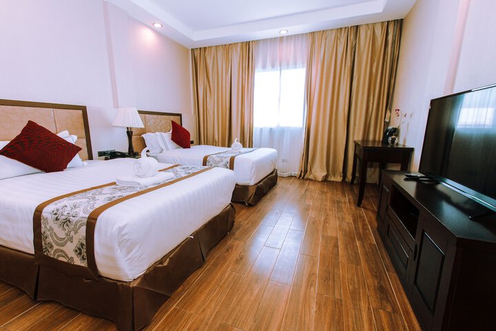 Room 9 of 49