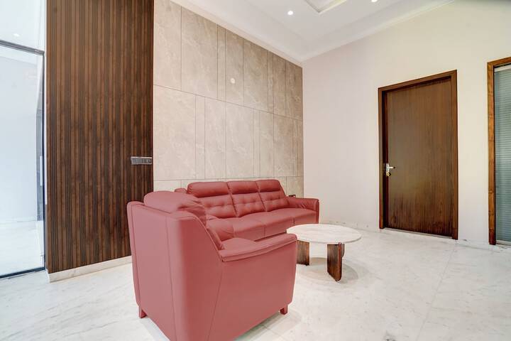 Hotel Interior 18 of 66