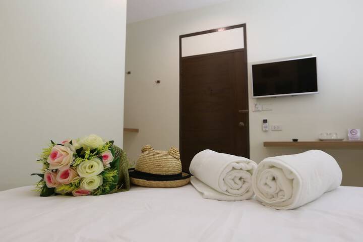 Room 4 of 53