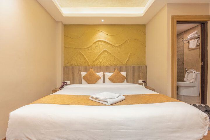 Room 29 of 60