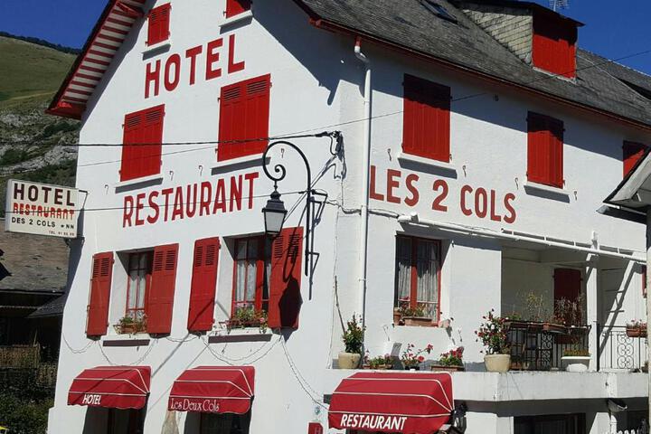 Hôtel les Deux Cols