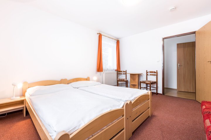 Room 42 of 88