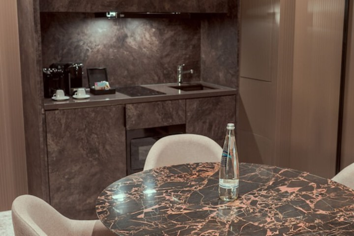 Room 54 of 116