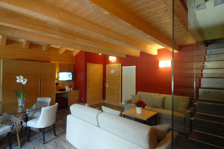 Room 46 of 70