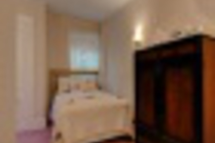 Room 231 of 408