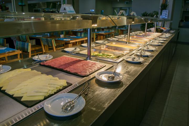 Dining 73 of 107