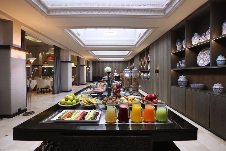 Breakfast/Coffee Service 79 of 132