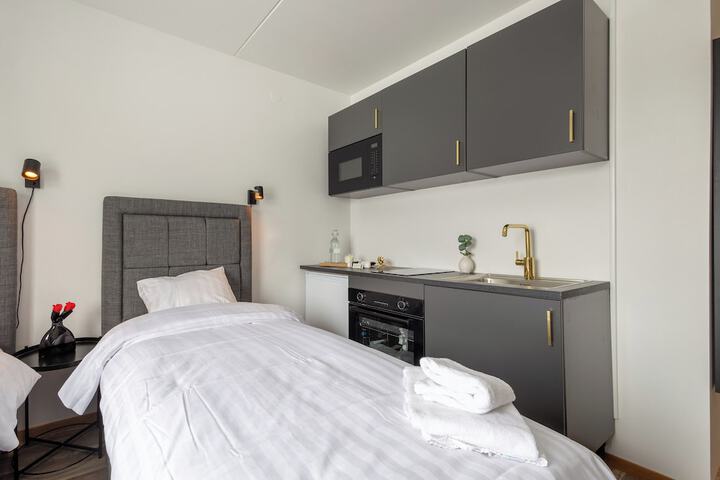 Room 47 of 89