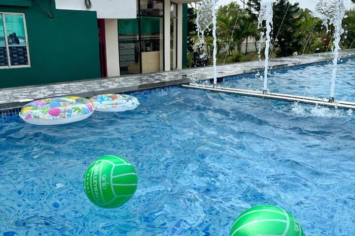 Pool 6 of 23