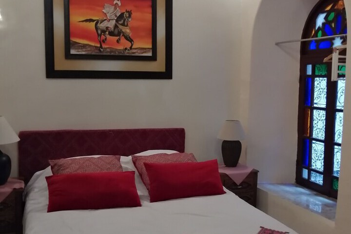 Room 11 of 52