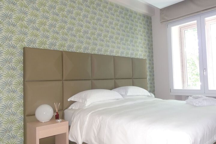 Room 19 of 68