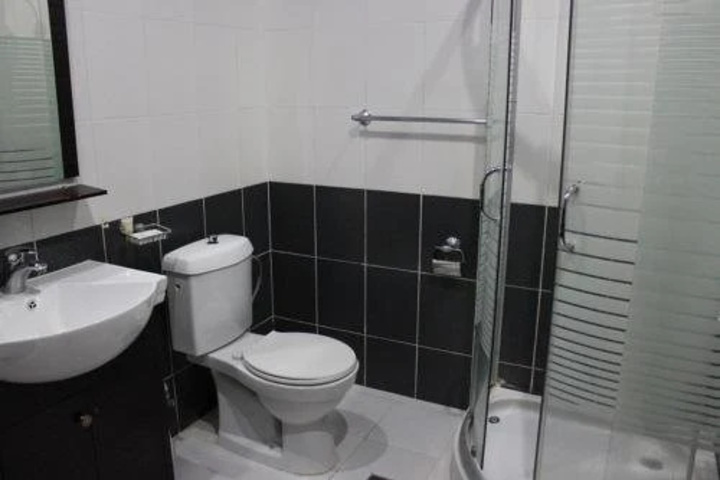 Room 7 of 13