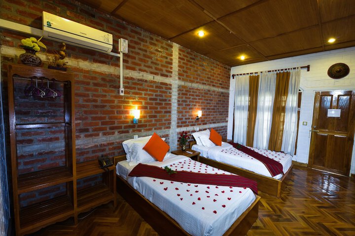 Room 8 of 46