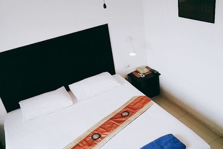 Room 15 of 111