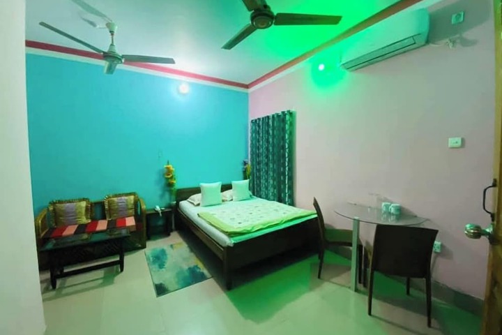 Room 5 of 37