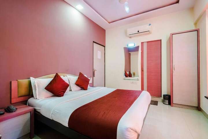 Room 7 of 39