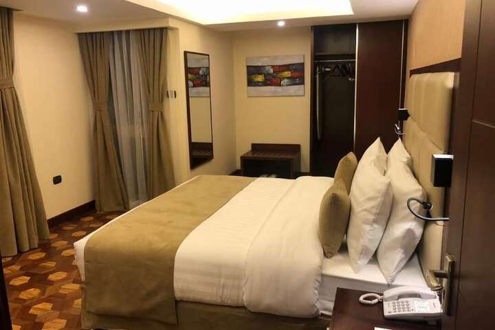 Room 18 of 45