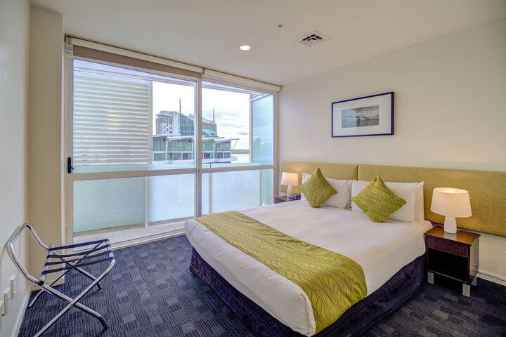 Room 10 of 67