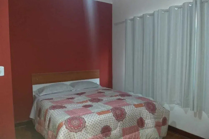 Room 3 of 9