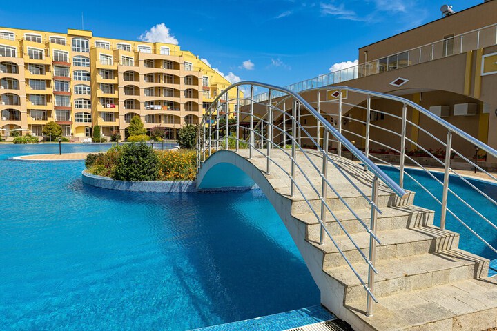 Pool 127 of 151