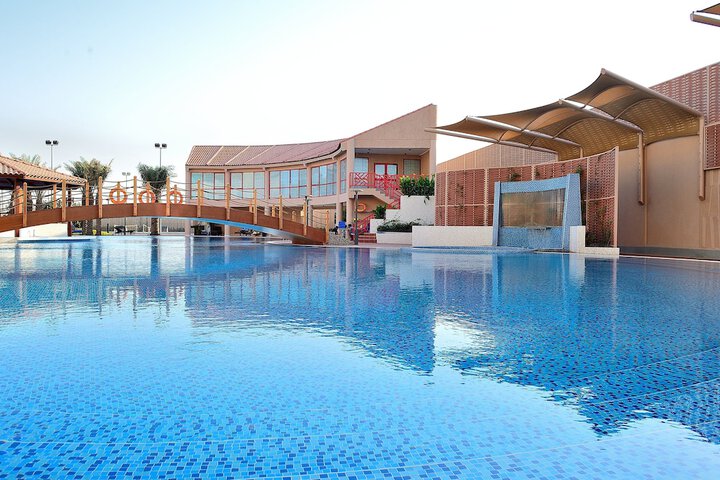 Pool 51 of 84