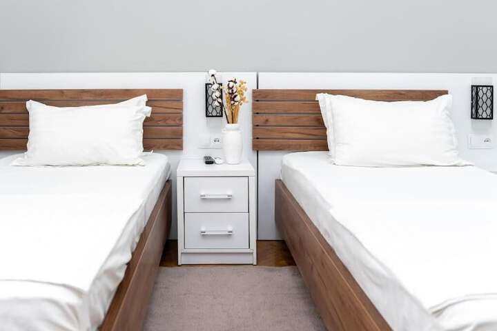 Room 4 of 35