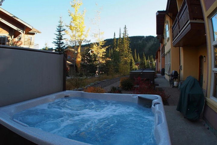 Pool 12 of 14