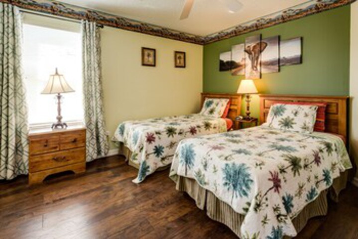 Room 207 of 272