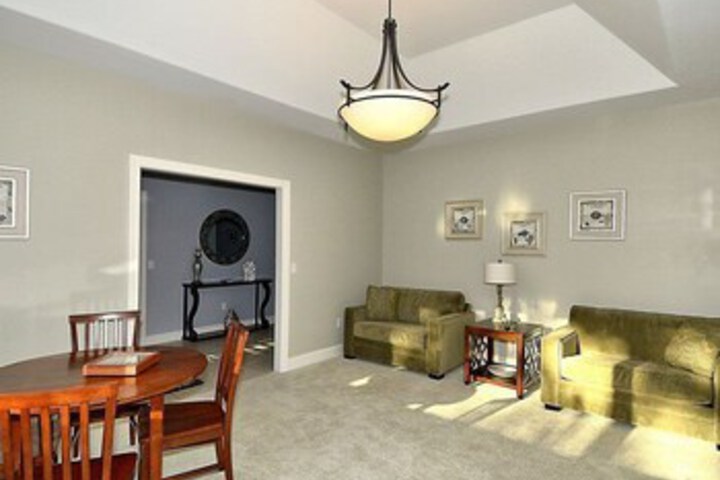 Room 16 of 48