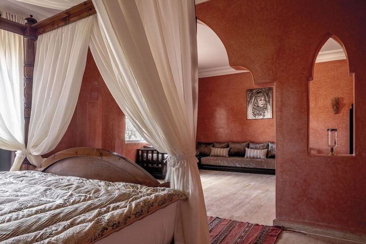 Room 15 of 80