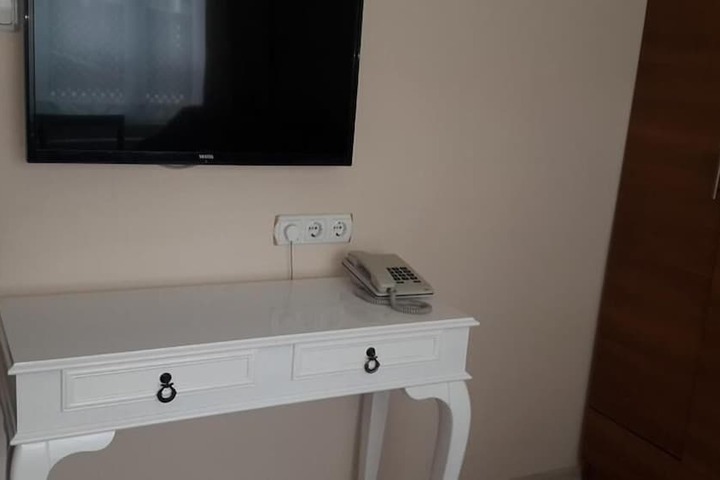 Room 15 of 51
