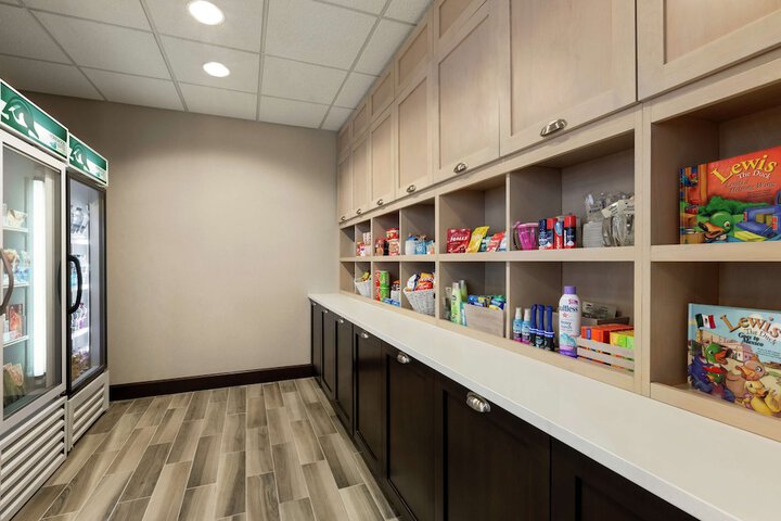 Snack bar