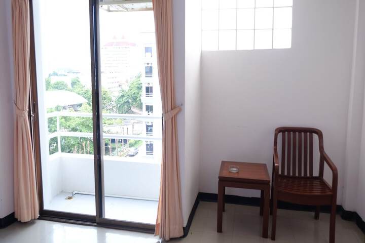 Room 70 of 101