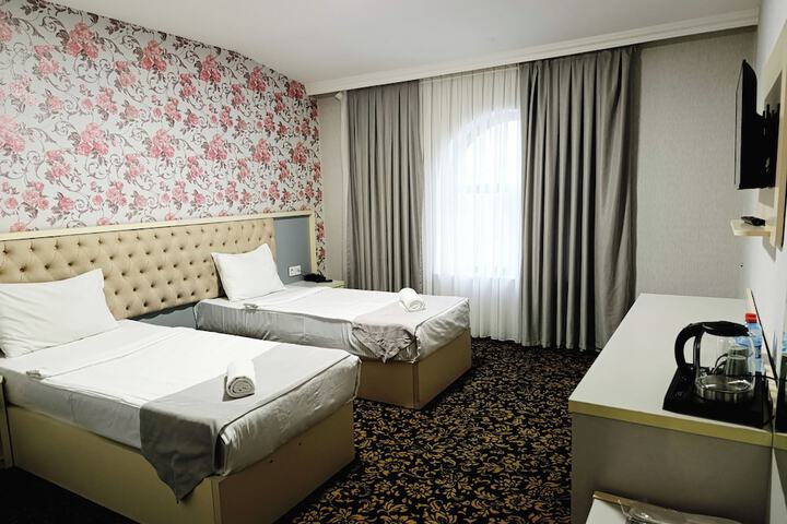 Room 25 of 72