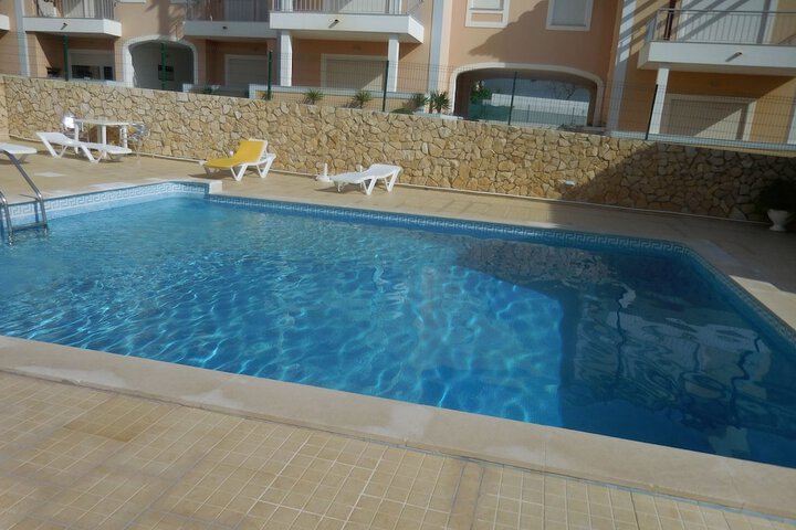 Pool 22 of 32