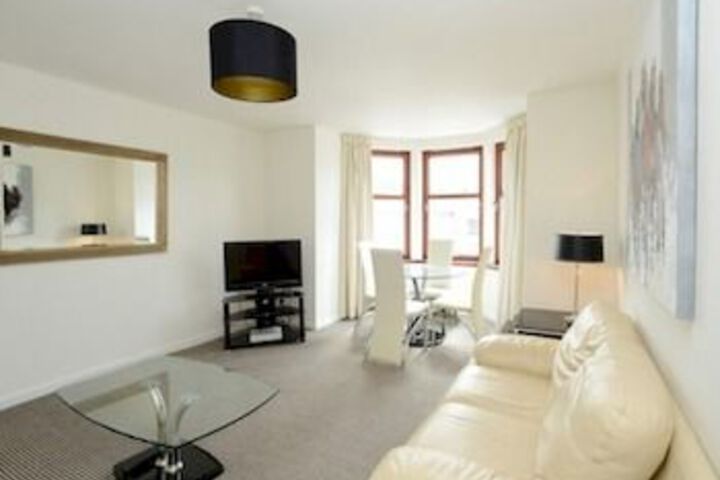 Room 10 of 10