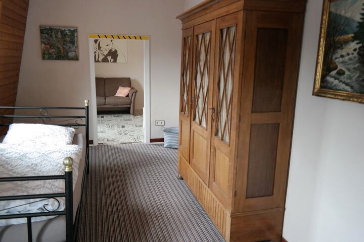 Room 6 of 61