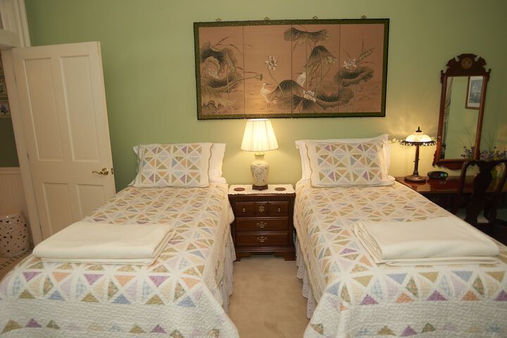 Room 16 of 78