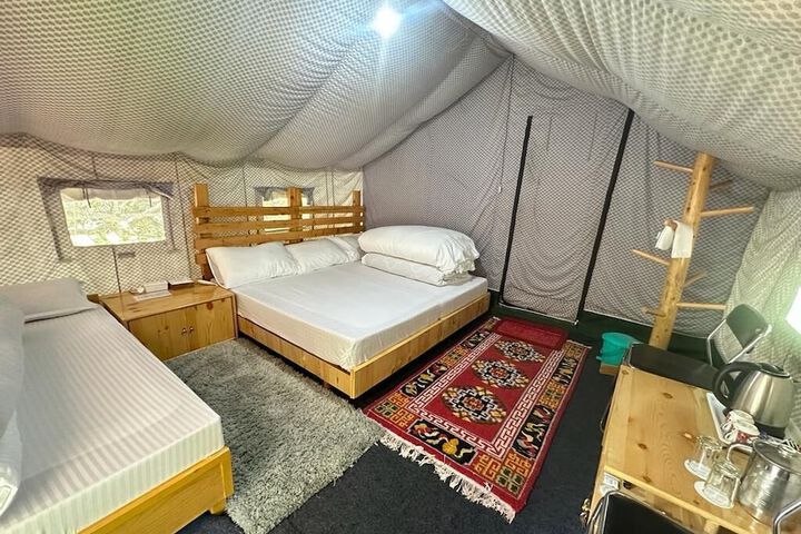 Room 3 of 23