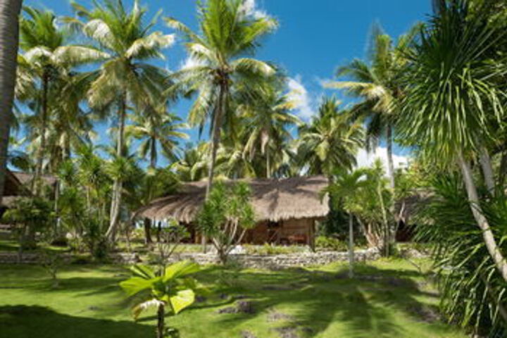 Hotel Exterior 13 of 34