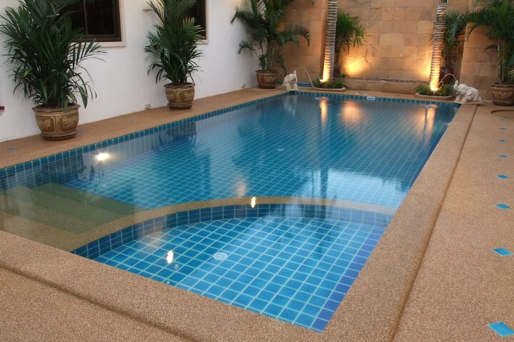 Pool 24 of 43