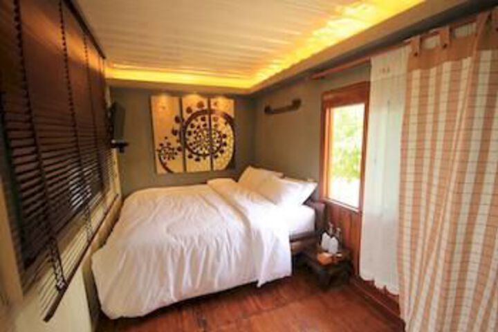 Room 9 of 23