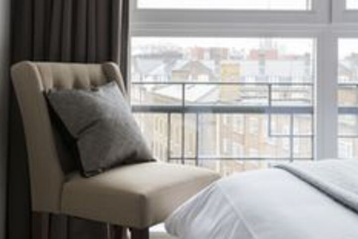 Room 14 of 25