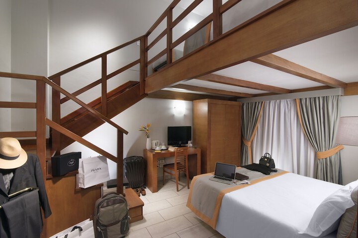 Room 14 of 41