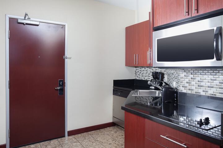 Room 34 of 74