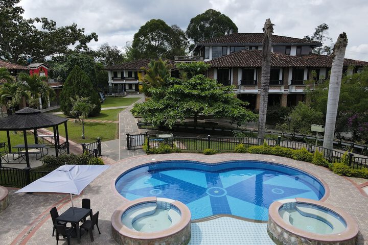 Pool 64 of 153