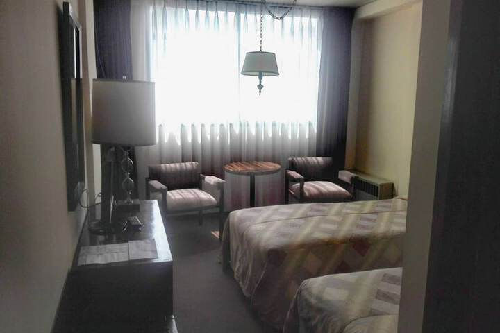 Room 7 of 29