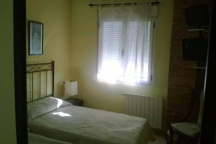 Room 14 of 48