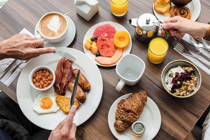 Breakfast/Coffee Service 107 of 122